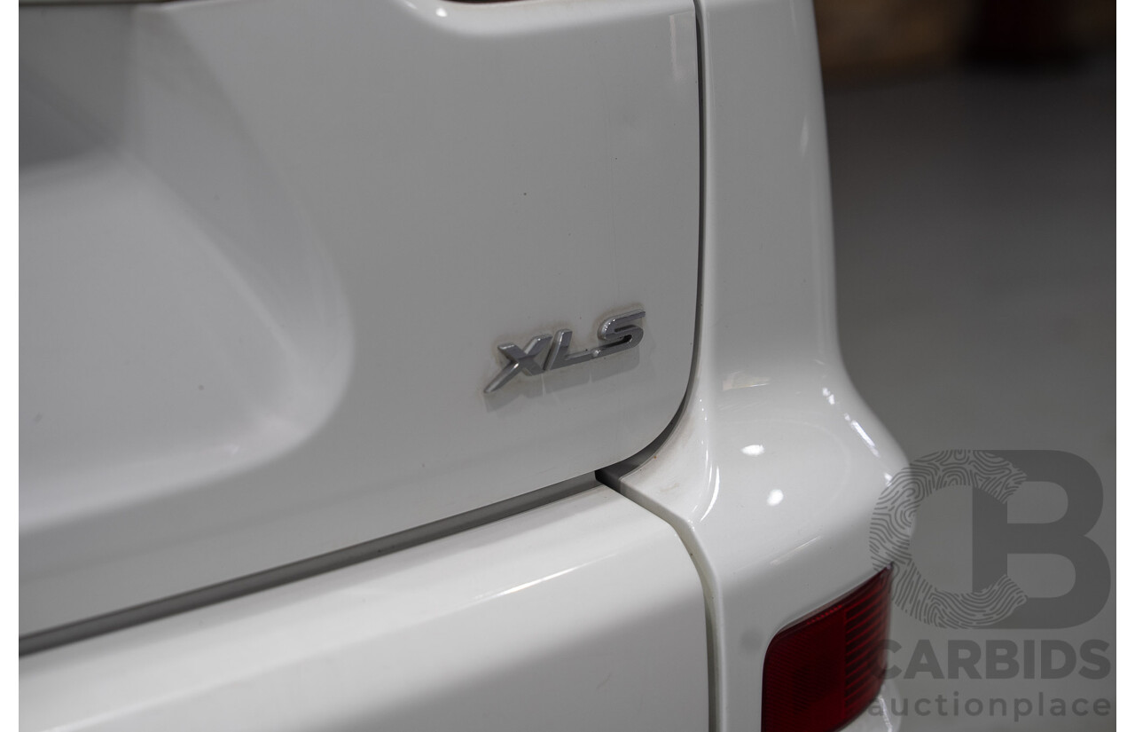 03/2012 Mitsubishi Outlander XLS (4x4) ZH MY12 4d Wagon White 2.4L