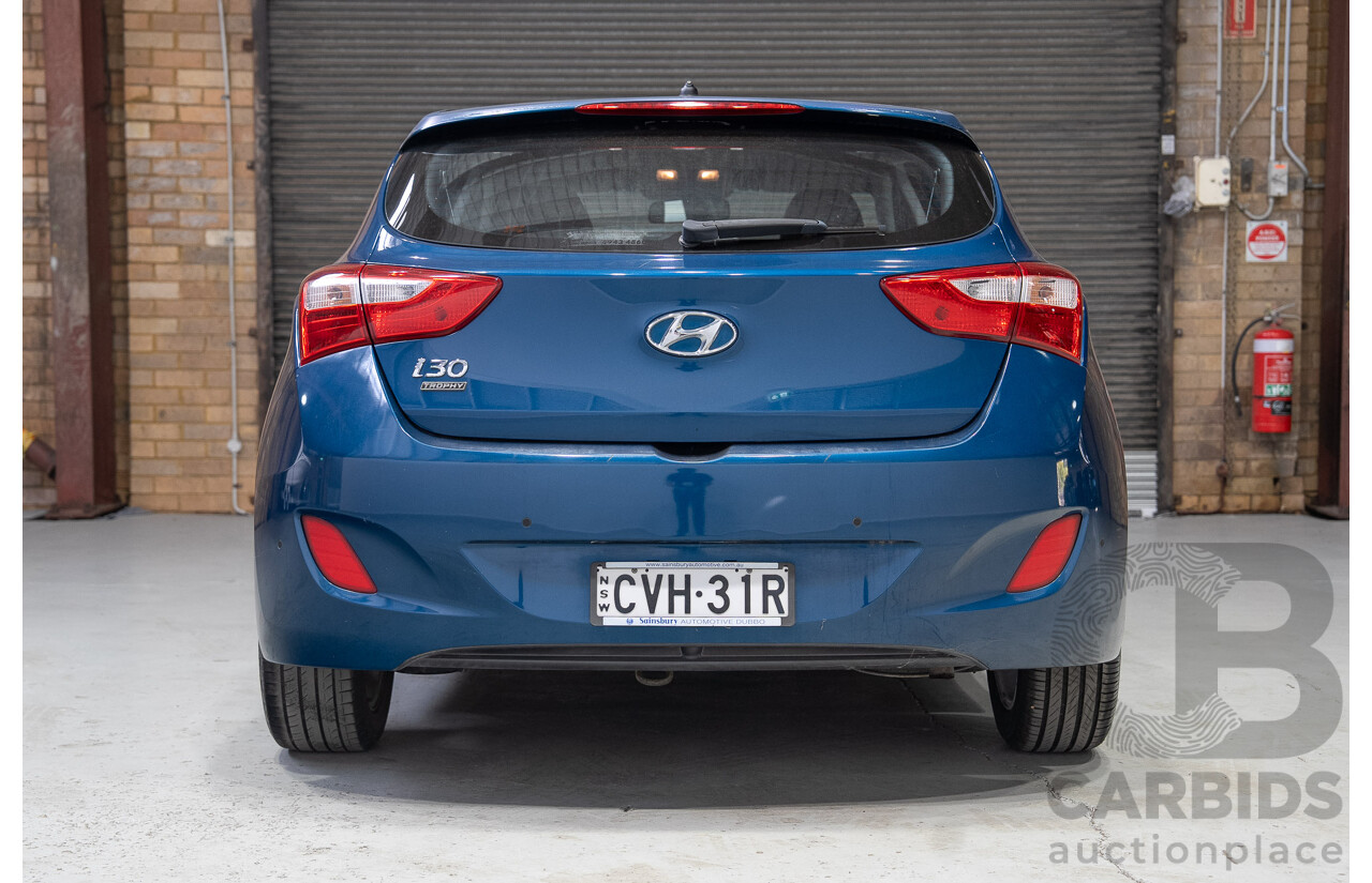 02/2014 Hyundai I30 Trophy GD MY14 5d Hatchback Blue 1.8L