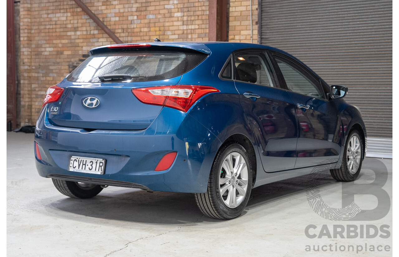 02/2014 Hyundai I30 Trophy GD MY14 5d Hatchback Blue 1.8L