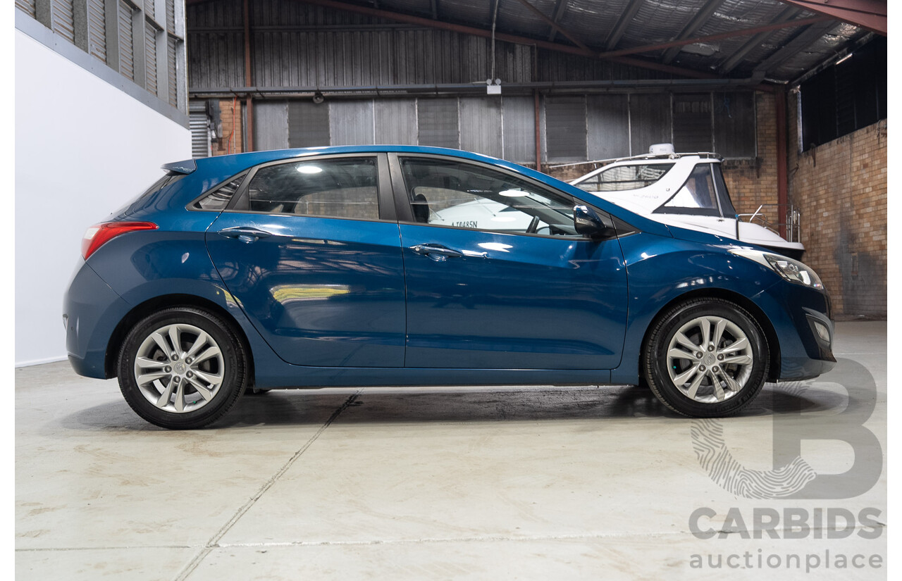 02/2014 Hyundai I30 Trophy GD MY14 5d Hatchback Blue 1.8L