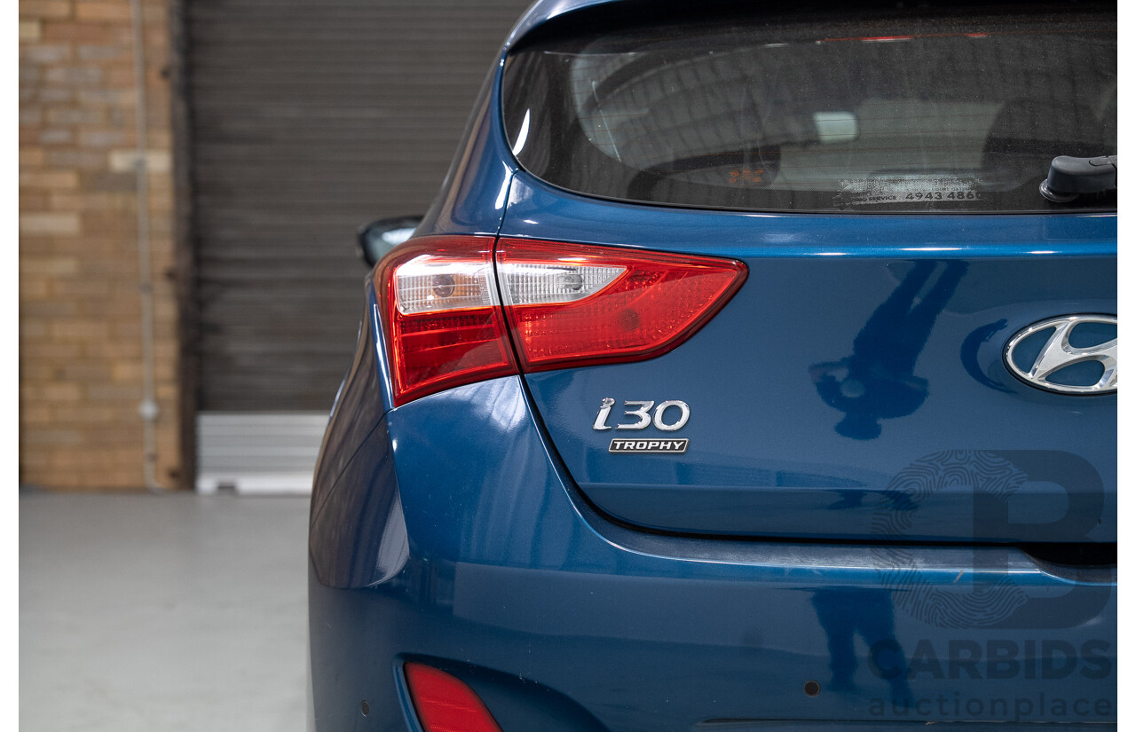 02/2014 Hyundai I30 Trophy GD MY14 5d Hatchback Blue 1.8L