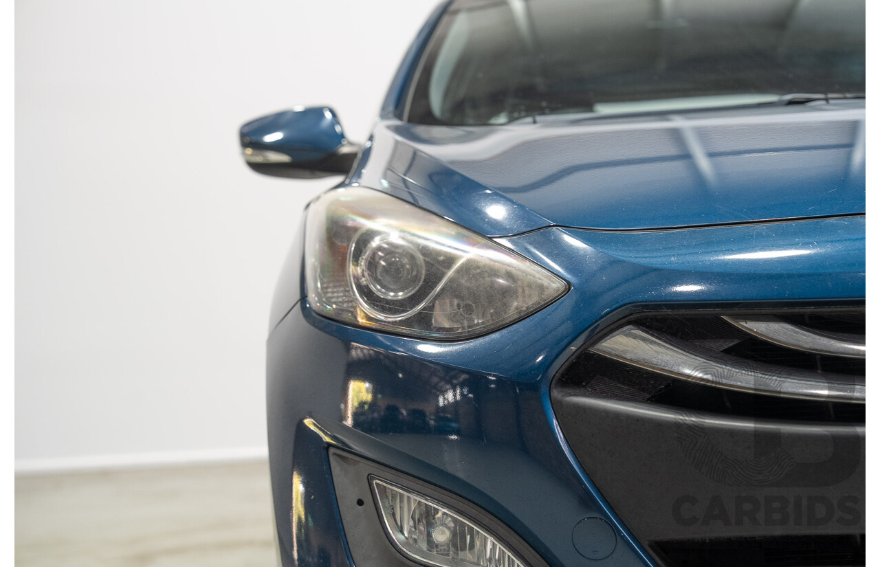 02/2014 Hyundai I30 Trophy GD MY14 5d Hatchback Blue 1.8L