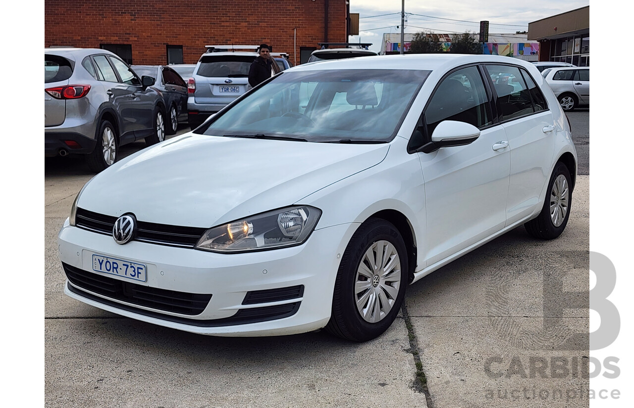 07/2014 Volkswagen Golf 90 TSI AU MY14 5d Hatchback White 1.4L