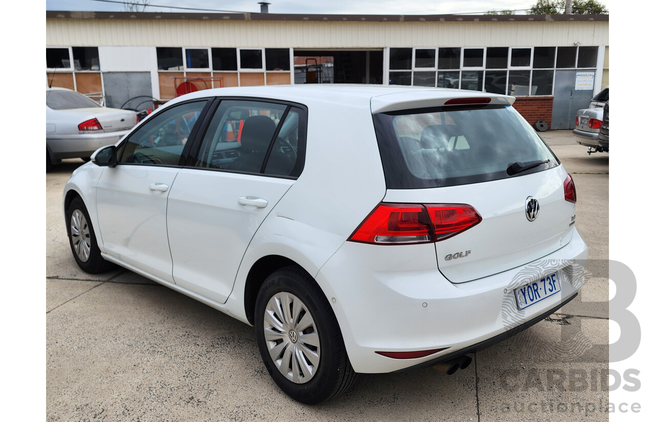 07/2014 Volkswagen Golf 90 TSI AU MY14 5d Hatchback White 1.4L