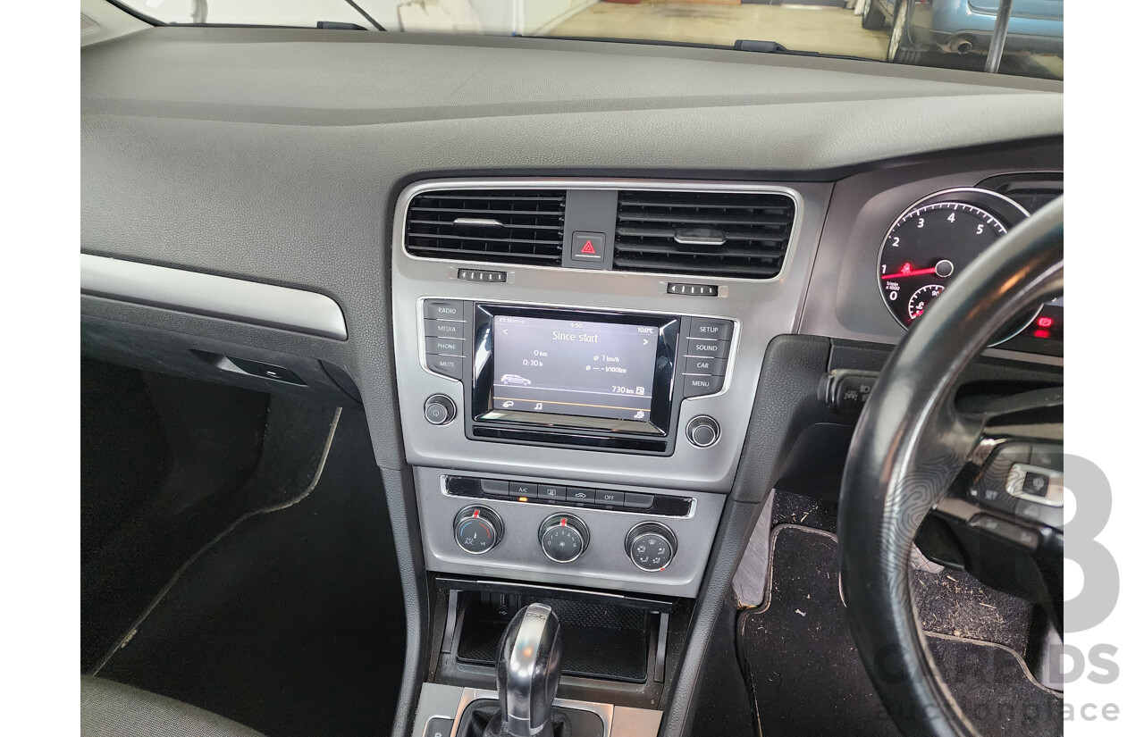 07/2014 Volkswagen Golf 90 TSI AU MY14 5d Hatchback White 1.4L