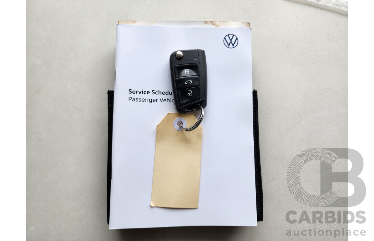 07/2014 Volkswagen Golf 90 TSI AU MY14 5d Hatchback White 1.4L