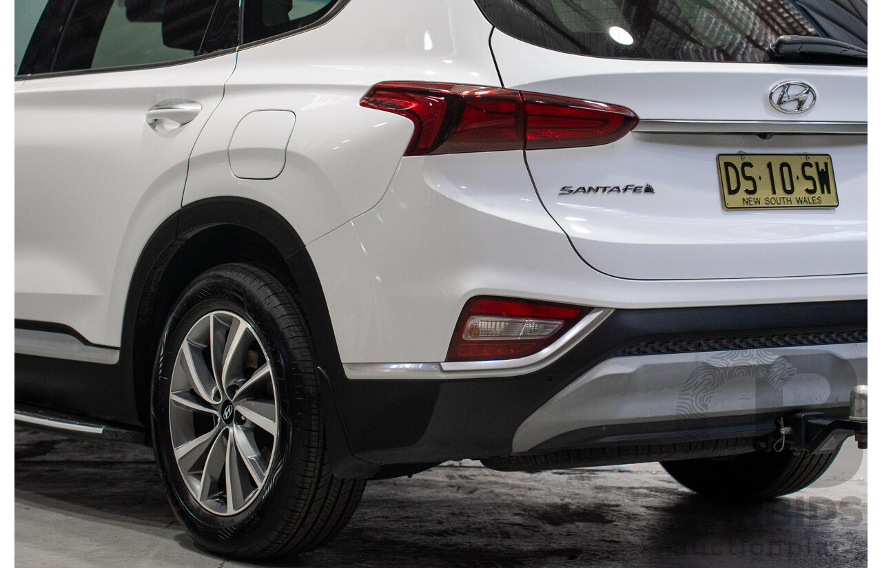 01/2020 Hyundai Santa Fe Elite CRDi (AWD) TM.2 MY20 4d Wagon White 2.2L
