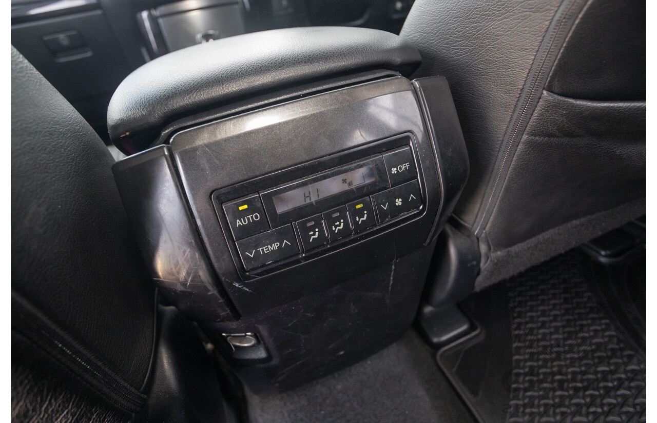 09/2015 Toyota Landcruiser Prado GXL (4x4) GDJ150R MY16 4D Wagon Magnetic Grey Metallic Turbo Diesel 2.8L - 7 seater