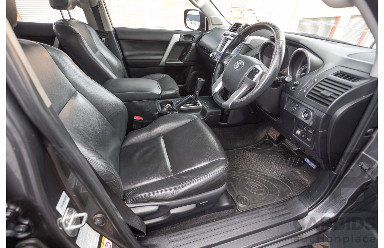09/2015 Toyota Landcruiser Prado GXL (4x4) GDJ150R MY16 4D Wagon Magnetic Grey Metallic Turbo Diesel 2.8L - 7 seater