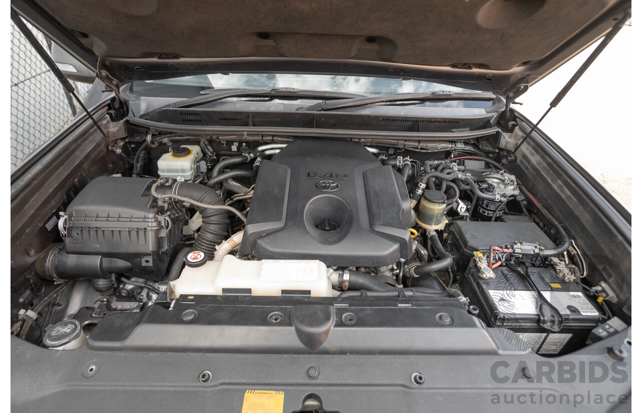 09/2015 Toyota Landcruiser Prado GXL (4x4) GDJ150R MY16 4D Wagon Magnetic Grey Metallic Turbo Diesel 2.8L - 7 seater