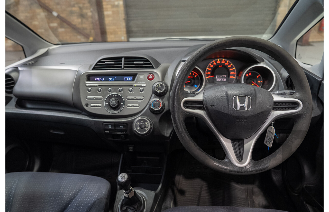 07/2009 Honda Jazz GLi GE 5D Hatchback Blue 1.3L