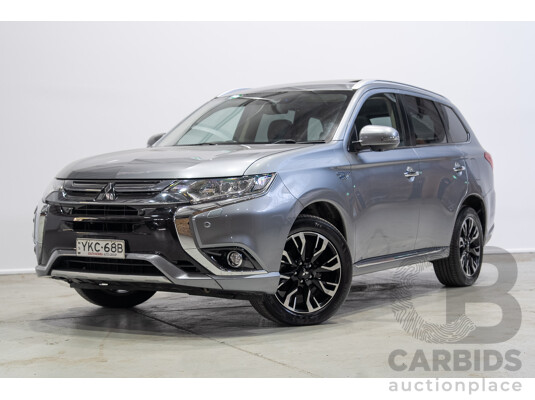 10/2017 Mitsubishi Outlander EXCEED PHEV (AWD) ZK MY17 4d Wagon Grey 2.0L
