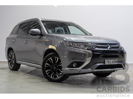 10/2017 Mitsubishi Outlander EXCEED PHEV (AWD) ZK MY17 4d Wagon Grey 2.0L