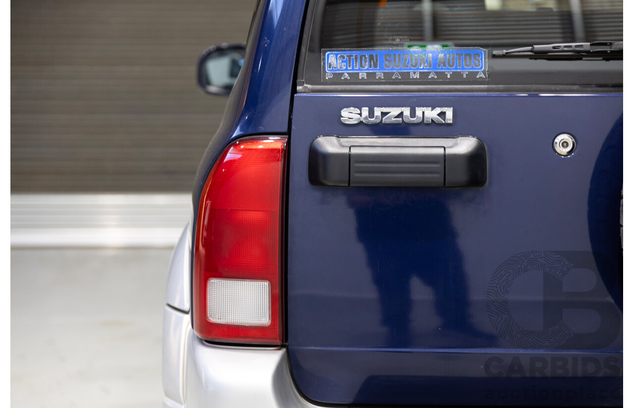 11/2003 Suzuki Grand Vitara Sports (4x4) Wide 2d Hardtop Blue 2.0L