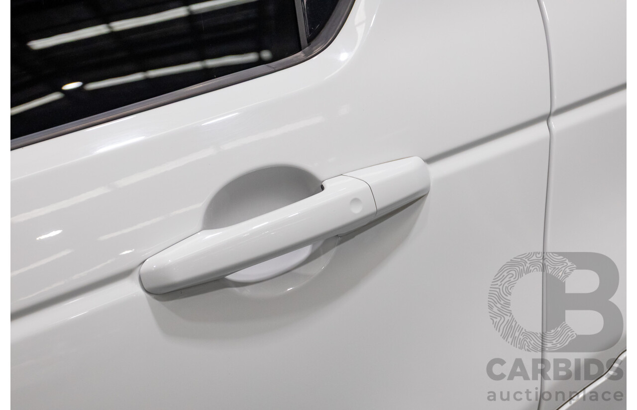 10/2020 Land Rover Discovery Sport D180 R-Dynamic SE (AWD) L550 MY20.5 4d Wagon Fuji White Turbo 2.0L - 7 Seater