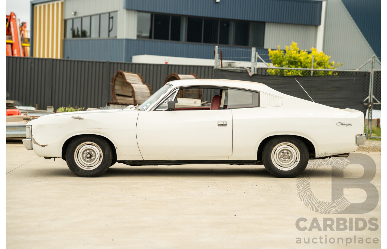 01/1972 Chrysler Valiant Charger VH 2d Coupe Alpine White 245ci 4.0L
