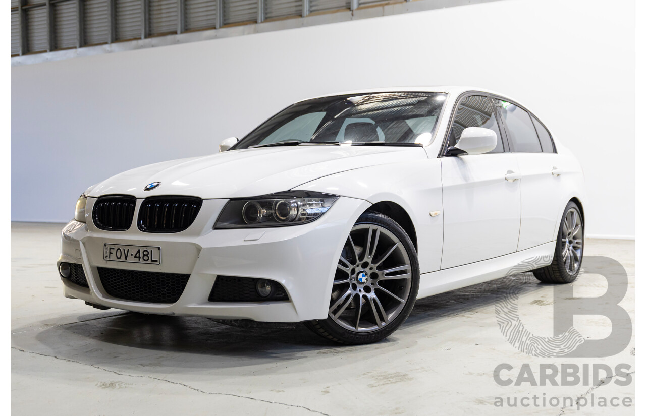 01/2011 BMW 320i Lifestyle E90 MY11 4d Sedan Alpine White 2.0L
