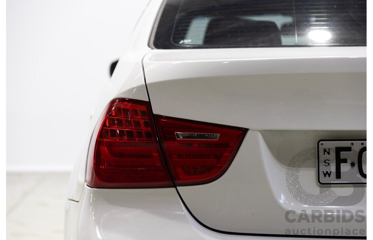 01/2011 BMW 320i Lifestyle E90 MY11 4d Sedan Alpine White 2.0L