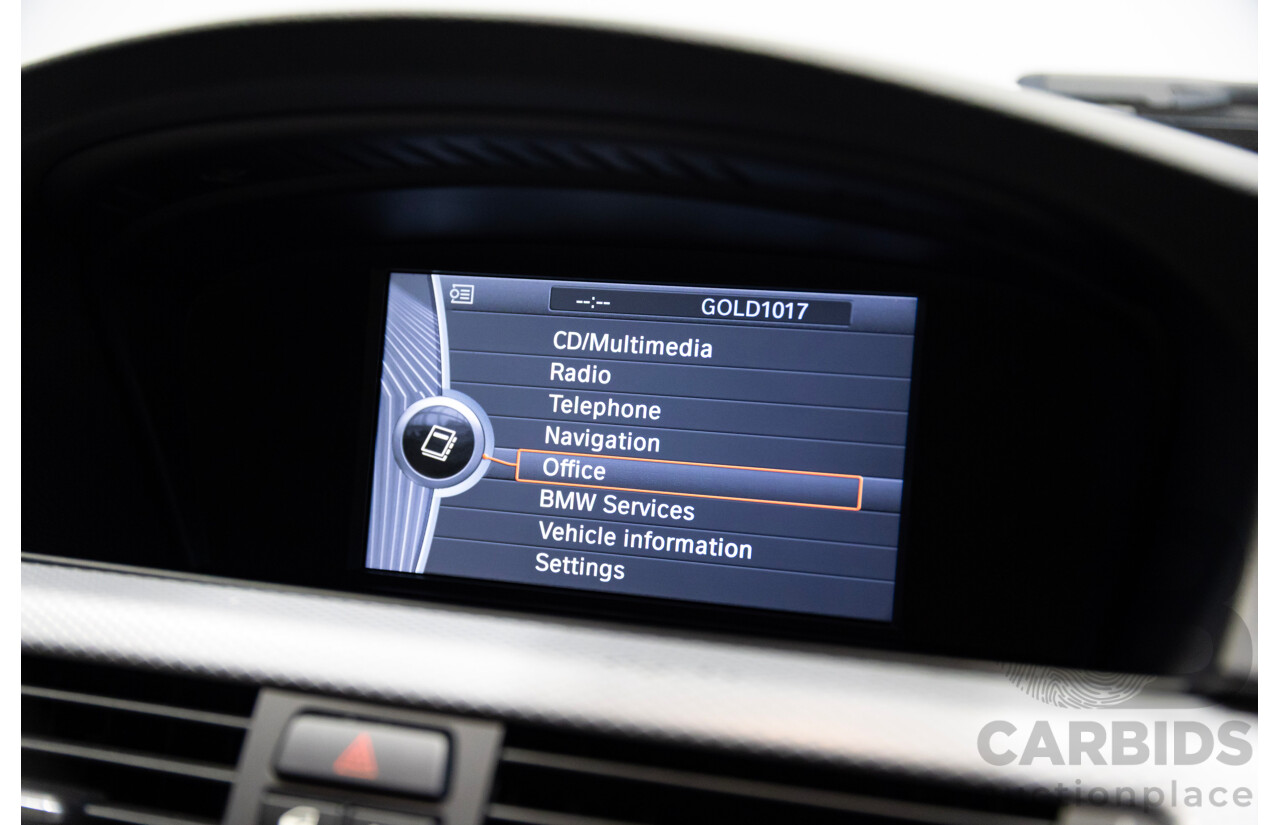 01/2011 BMW 320i Lifestyle E90 MY11 4d Sedan Alpine White 2.0L