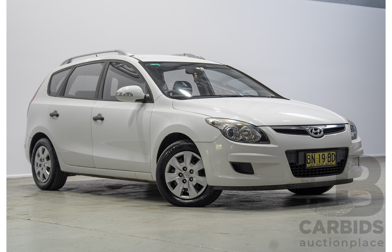 11/2011 Hyundai i30 CW SX 2.0 FD MY11 4d Wagon White 2.0L