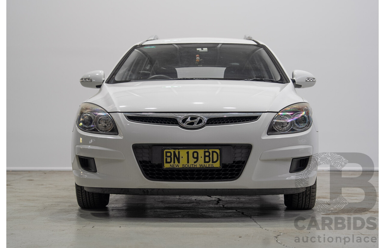 11/2011 Hyundai i30 CW SX 2.0 FD MY11 4d Wagon White 2.0L
