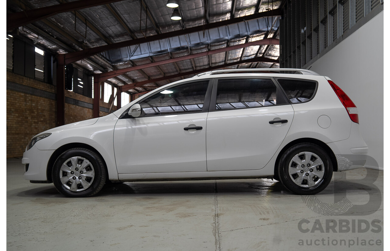 11/2011 Hyundai i30 CW SX 2.0 FD MY11 4d Wagon White 2.0L