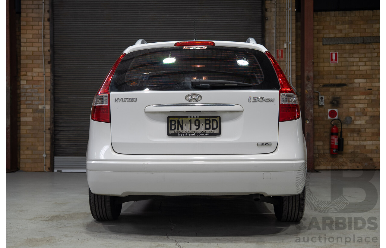 11/2011 Hyundai i30 CW SX 2.0 FD MY11 4d Wagon White 2.0L