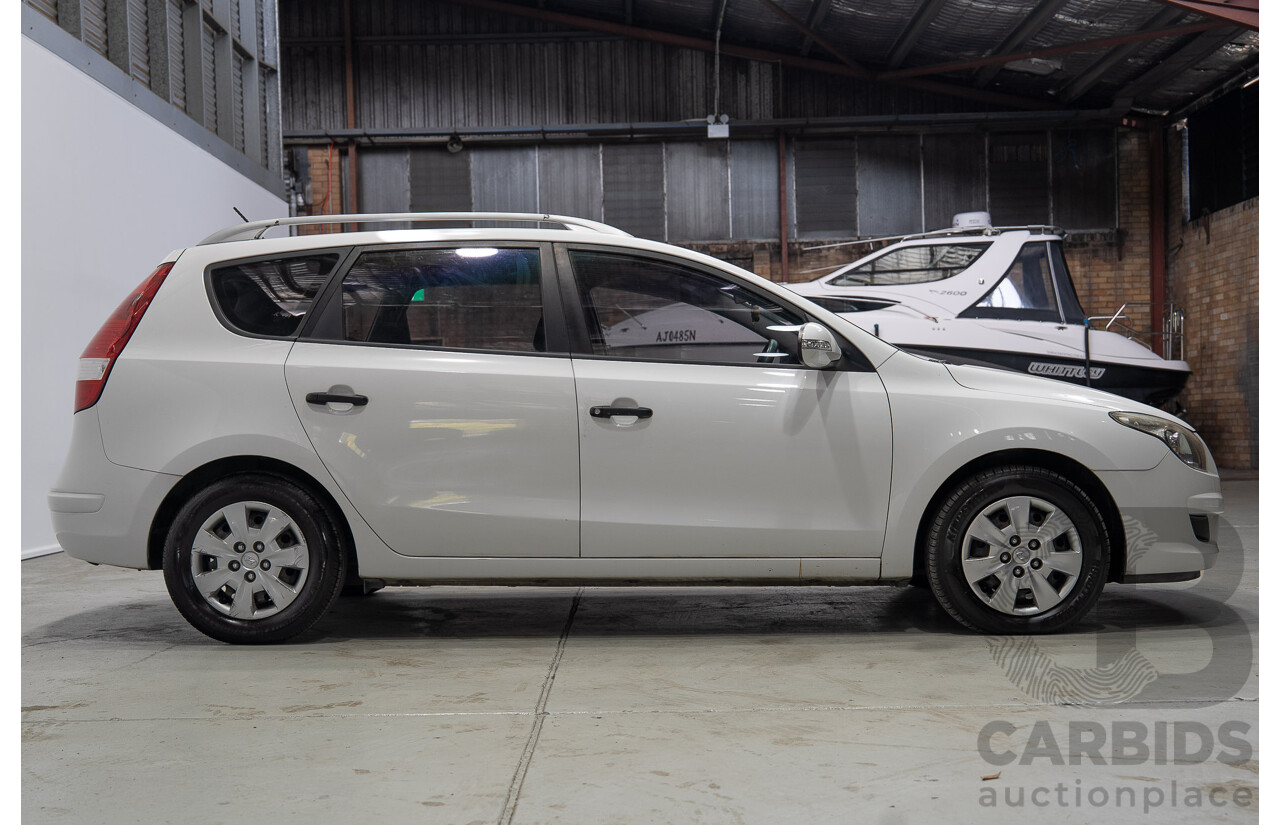 11/2011 Hyundai i30 CW SX 2.0 FD MY11 4d Wagon White 2.0L