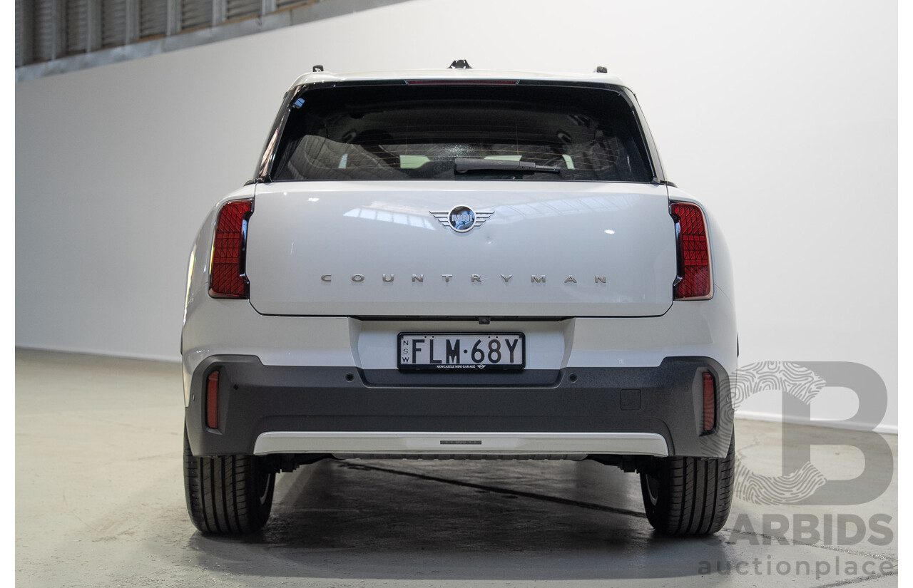 05/2024 Mini Countryman C Core U25 5d Wagon White Turbo 1.5L