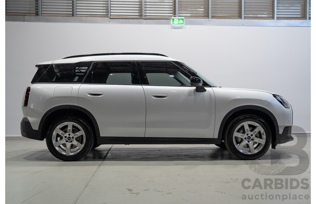05/2024 Mini Countryman C Core U25 5d Wagon White Turbo 1.5L