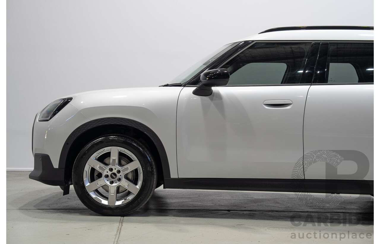 05/2024 Mini Countryman C Core U25 5d Wagon White Turbo 1.5L