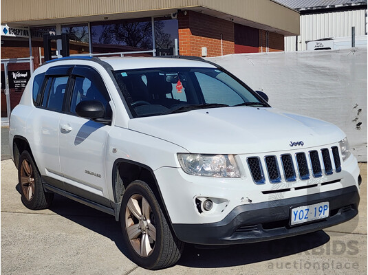 09/2012 Jeep Compass Sport (4x2) MK MY12 4d Wagon White 2.0L