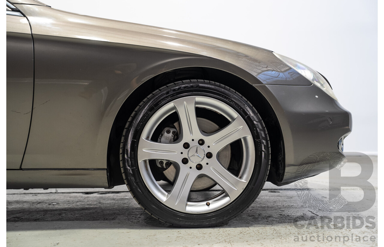 09/2005 Mercedes-Benz CLS 500 219 4d Coupe Indium Grey Metallic 5.0L V8
