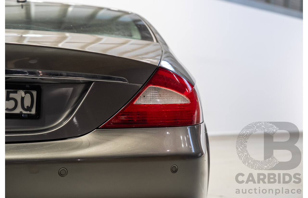 09/2005 Mercedes-Benz CLS 500 219 4d Coupe Indium Grey Metallic 5.0L V8