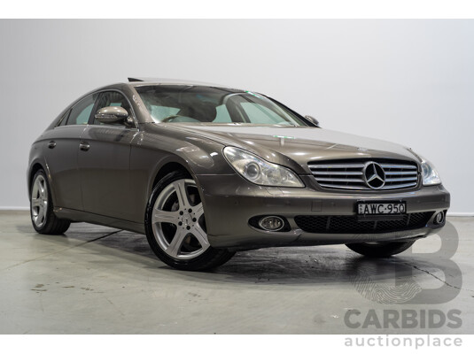 09/2005 Mercedes-Benz CLS 500 219 4d Coupe Indium Grey Metallic 5.0L V8