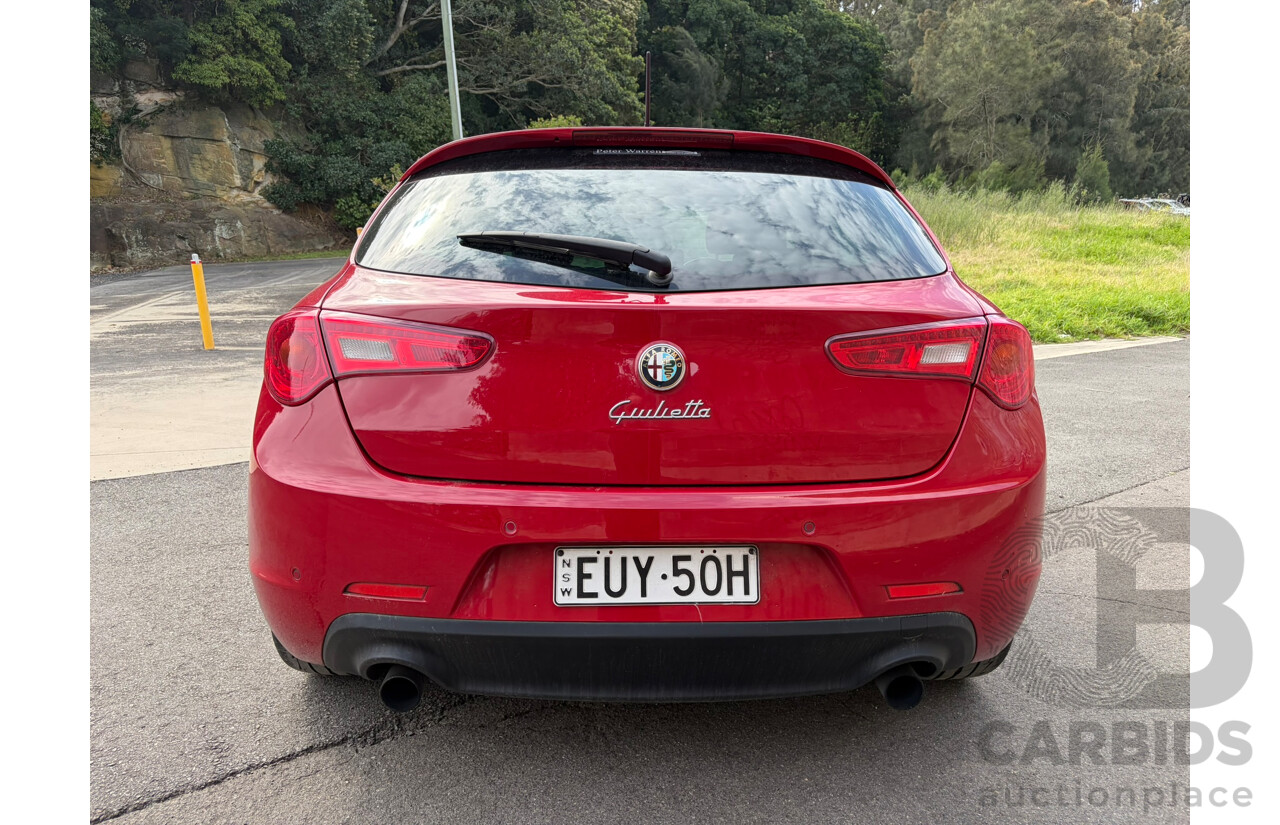 02/2013 Alfa Romeo Giulietta QUAD VERDE FWD  5D Hatchback Red 1.7L