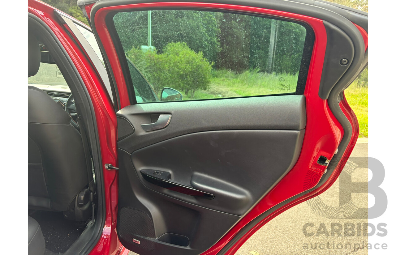 02/2013 Alfa Romeo Giulietta QUAD VERDE FWD  5D Hatchback Red 1.7L