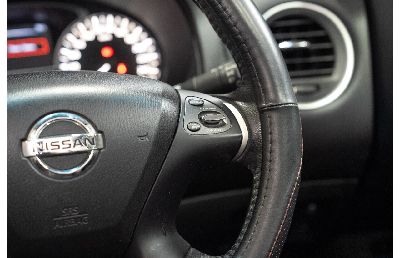 04/2015 Nissan Pathfinder ST R52 4d Wagon Grey 3.5L - 7 seater