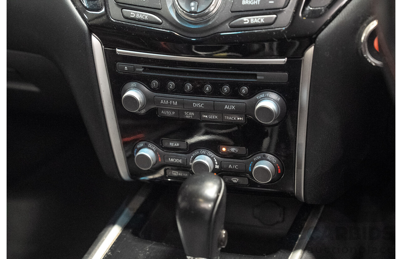 04/2015 Nissan Pathfinder ST R52 4d Wagon Grey 3.5L - 7 seater