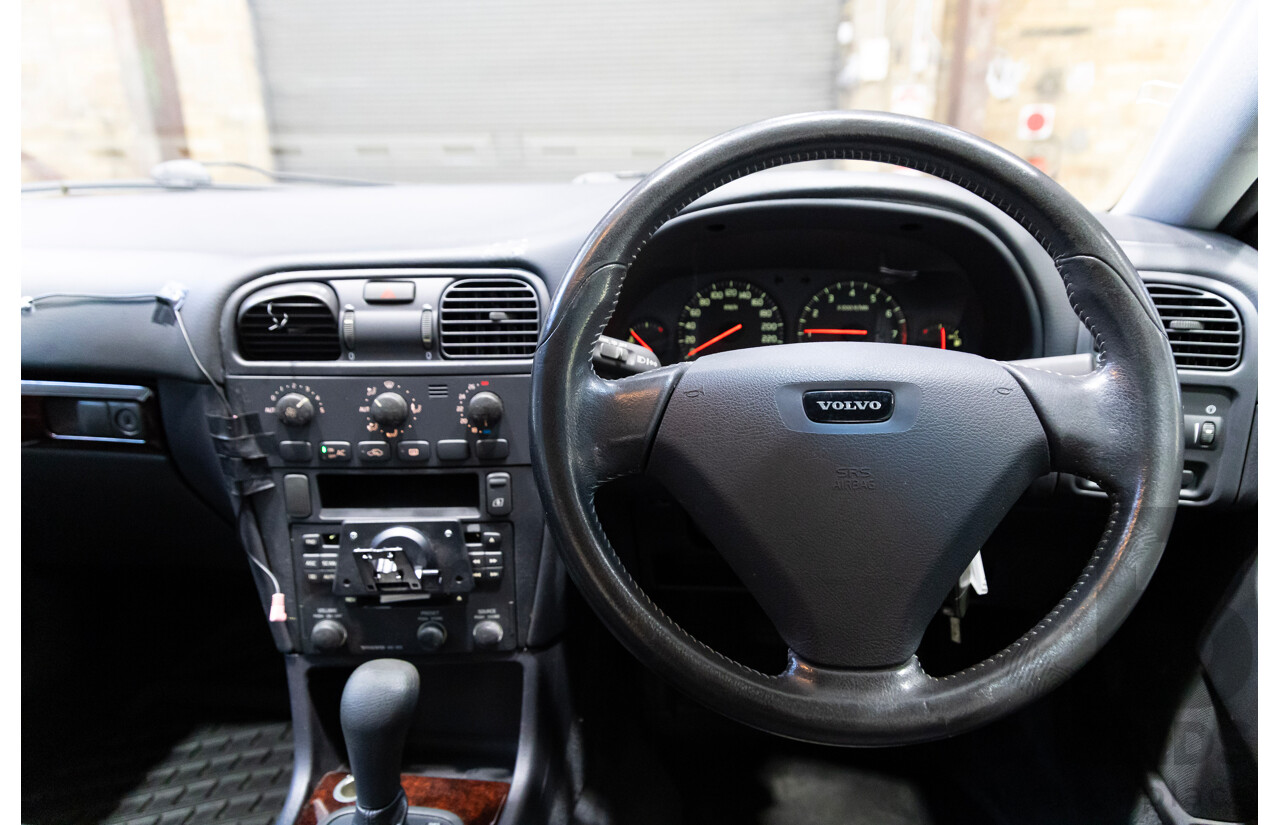 05/2002 Volvo S40 2.0 MY01 4d Sedan Silver 1.9L