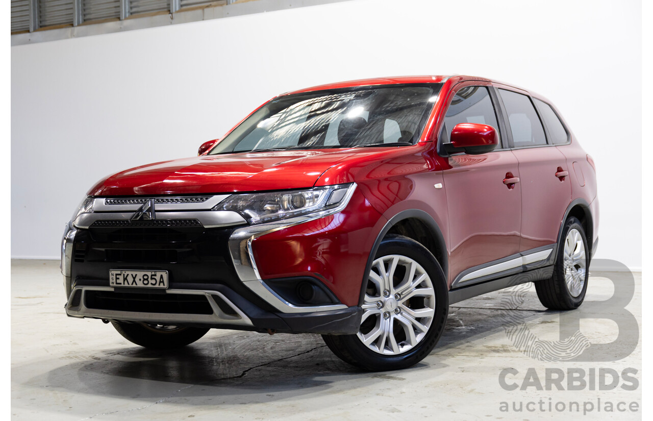 09/2020 Mitsubishi Outlander ES 7-seater ZL MY21 4D Wagon Red 2.4L