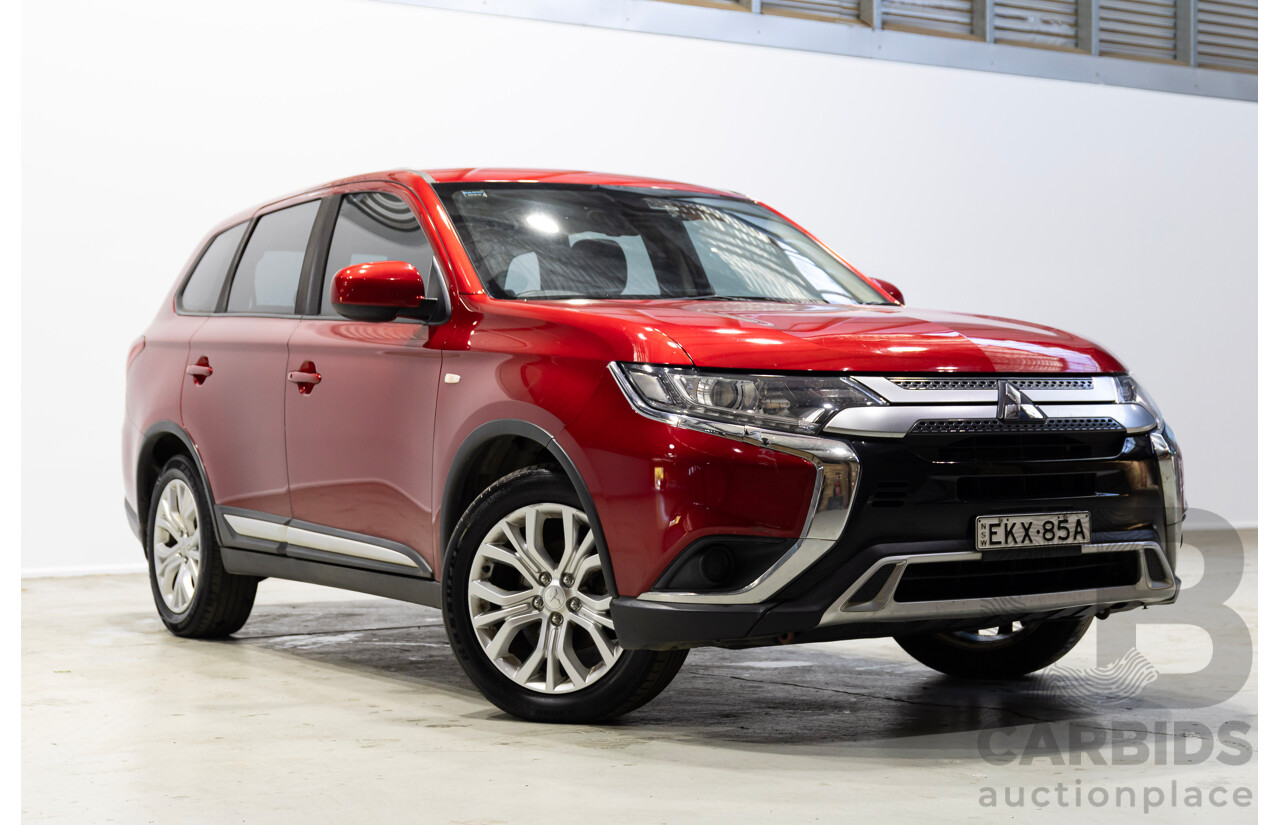 09/2020 Mitsubishi Outlander ES 7-seater ZL MY21 4D Wagon Red 2.4L
