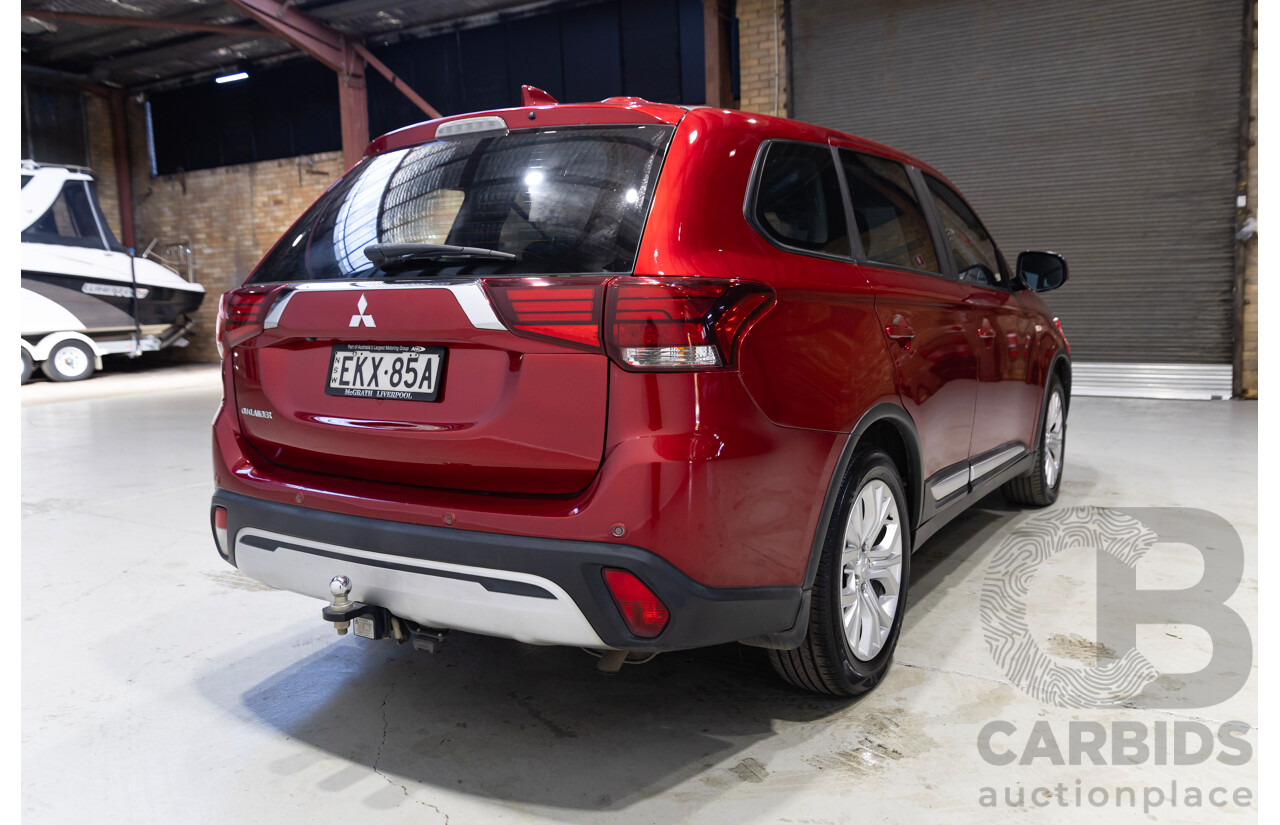 09/2020 Mitsubishi Outlander ES 7-seater ZL MY21 4D Wagon Red 2.4L