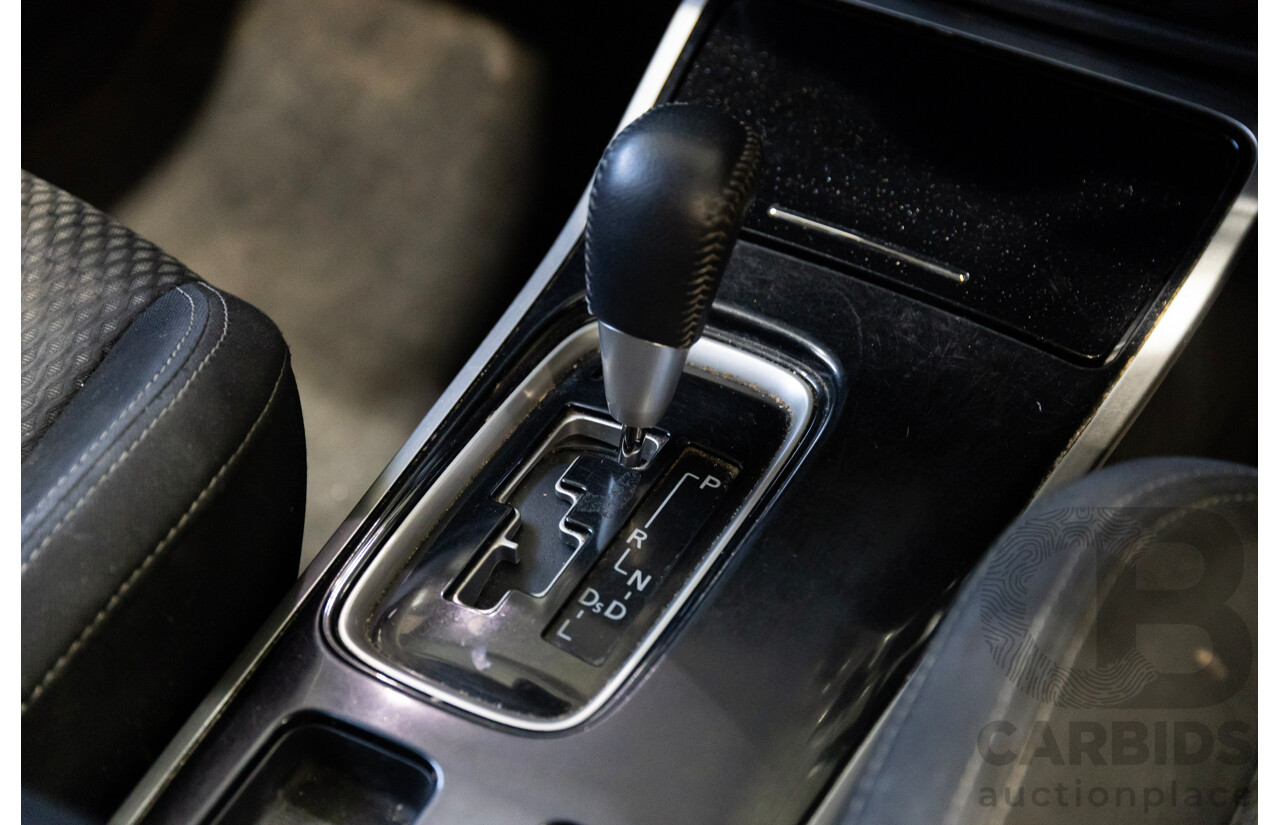 09/2020 Mitsubishi Outlander ES 7-seater ZL MY21 4D Wagon Red 2.4L