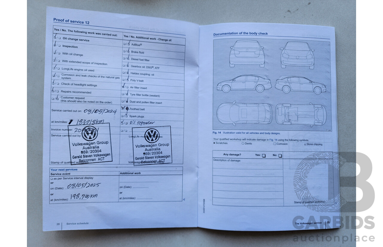 06/2015 Volkswagen Golf 90 TSI AU MY15 5d Hatchback Red 1.4L