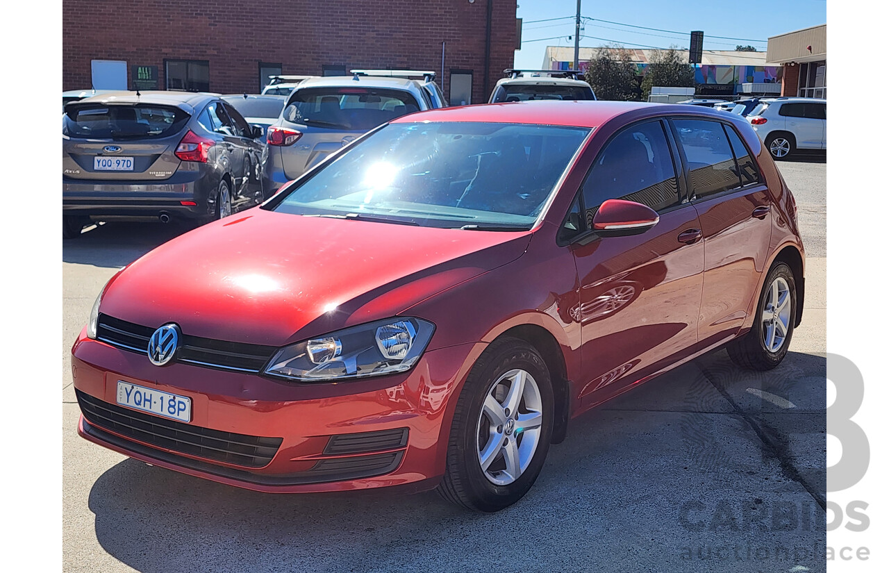 06/2015 Volkswagen Golf 90 TSI AU MY15 5d Hatchback Red 1.4L
