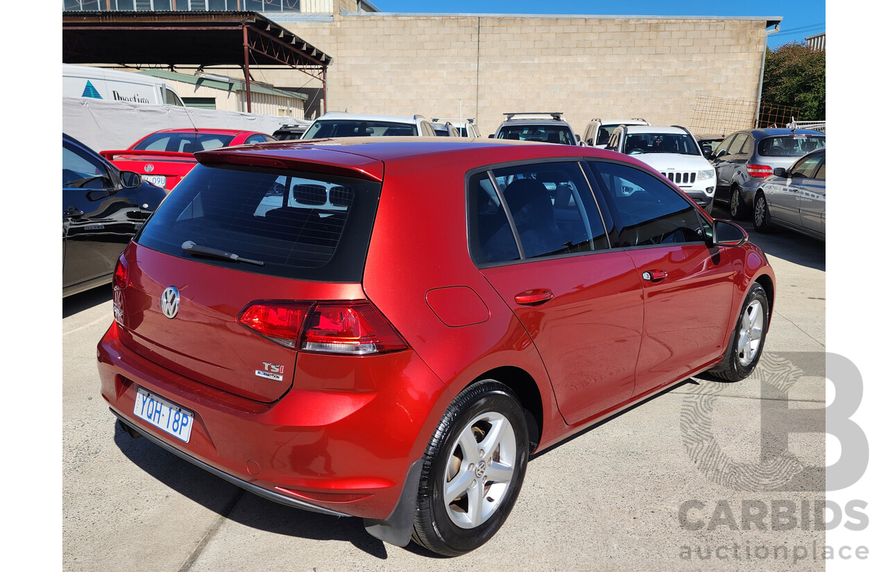 06/2015 Volkswagen Golf 90 TSI AU MY15 5d Hatchback Red 1.4L