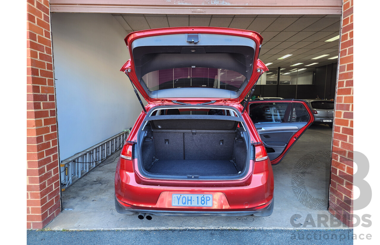 06/2015 Volkswagen Golf 90 TSI AU MY15 5d Hatchback Red 1.4L