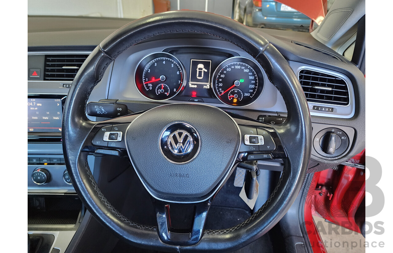 06/2015 Volkswagen Golf 90 TSI AU MY15 5d Hatchback Red 1.4L