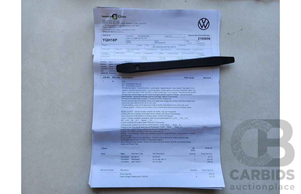 06/2015 Volkswagen Golf 90 TSI AU MY15 5d Hatchback Red 1.4L